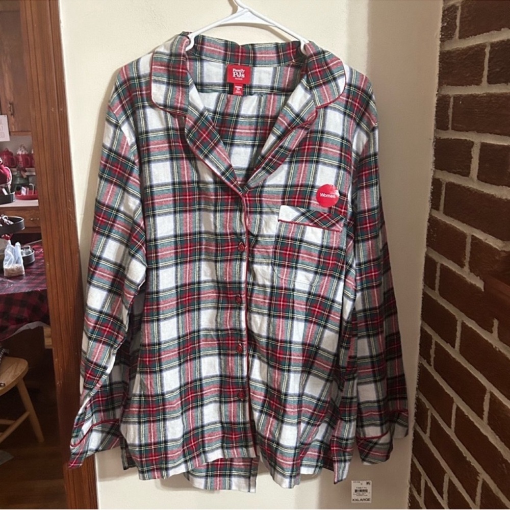 NWT Macy's Family PJs Women’s Size XXL Plaid Pajama Top